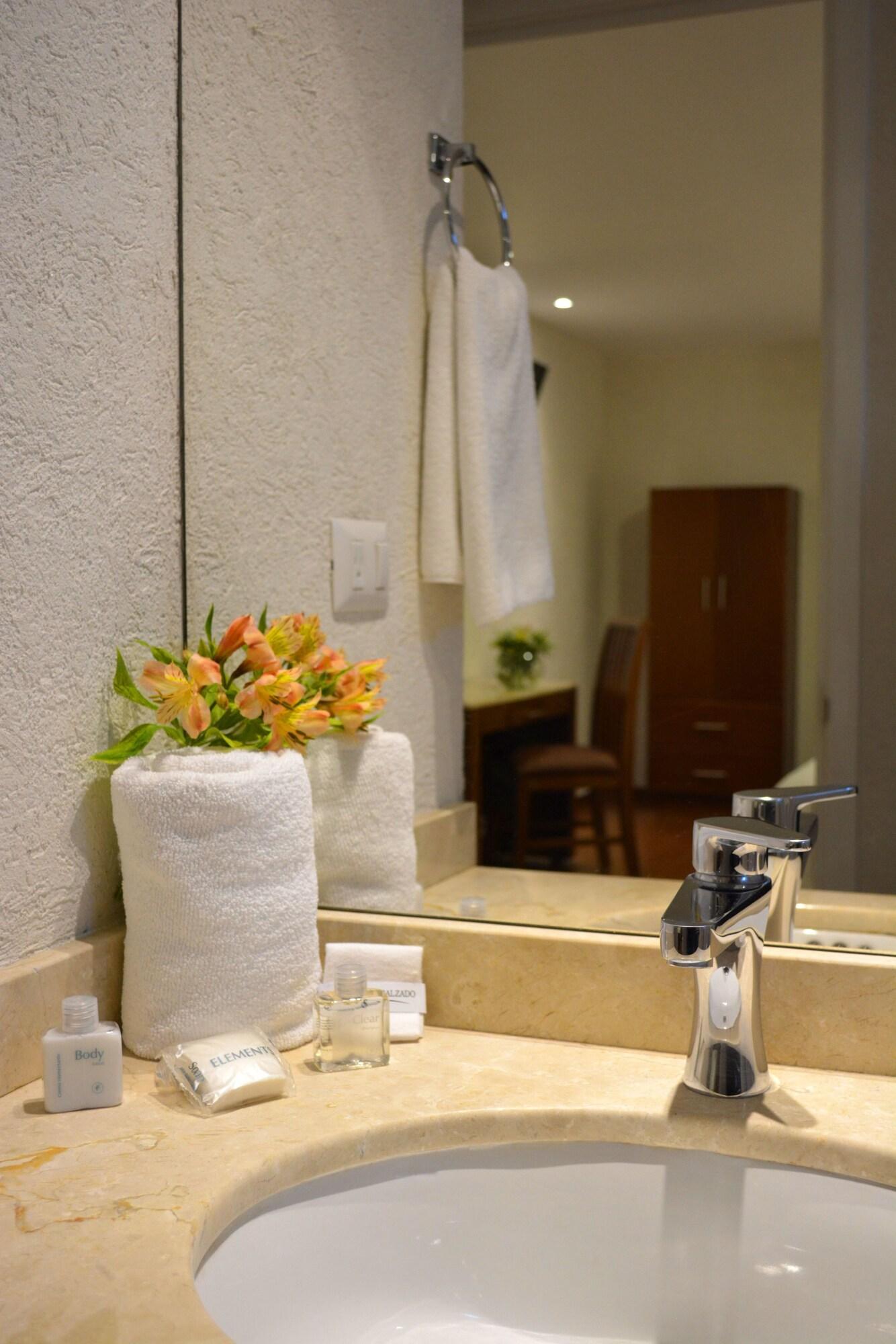Eco Express Hotel Zamora Самора де Идалго Екстериор снимка