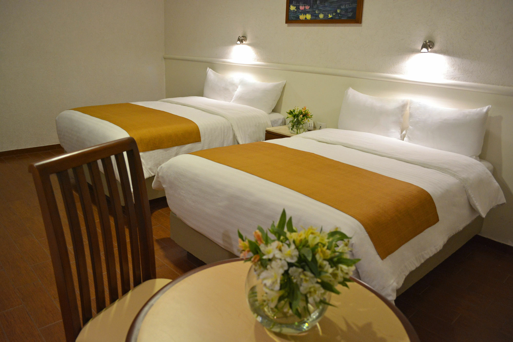 Eco Express Hotel Zamora Самора де Идалго Екстериор снимка