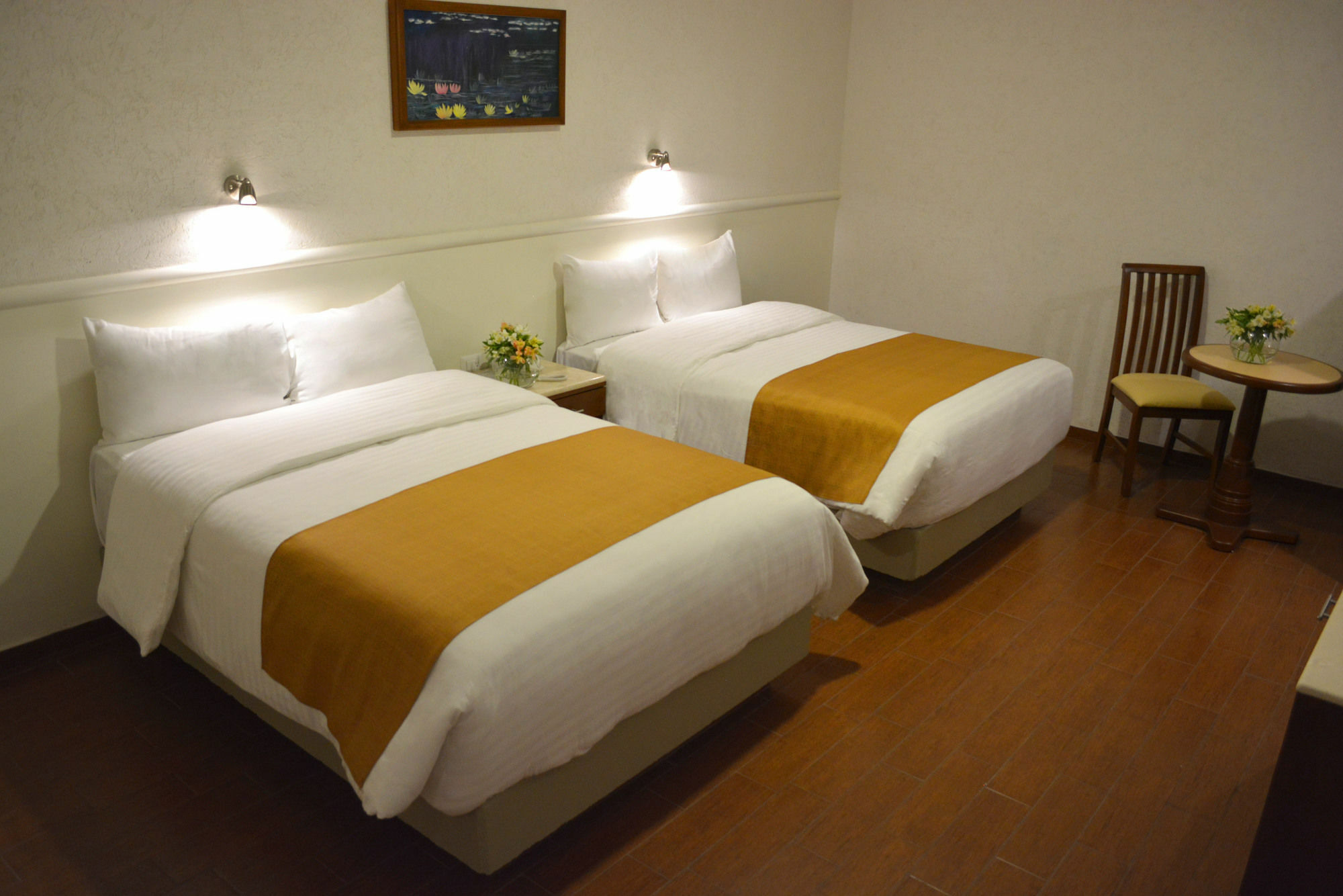 Eco Express Hotel Zamora Самора де Идалго Екстериор снимка